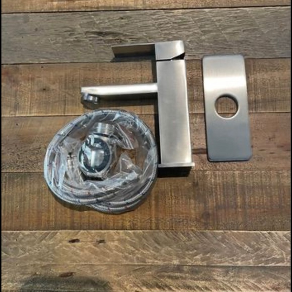 Bathroom Faucet new - Picture 2 of 4